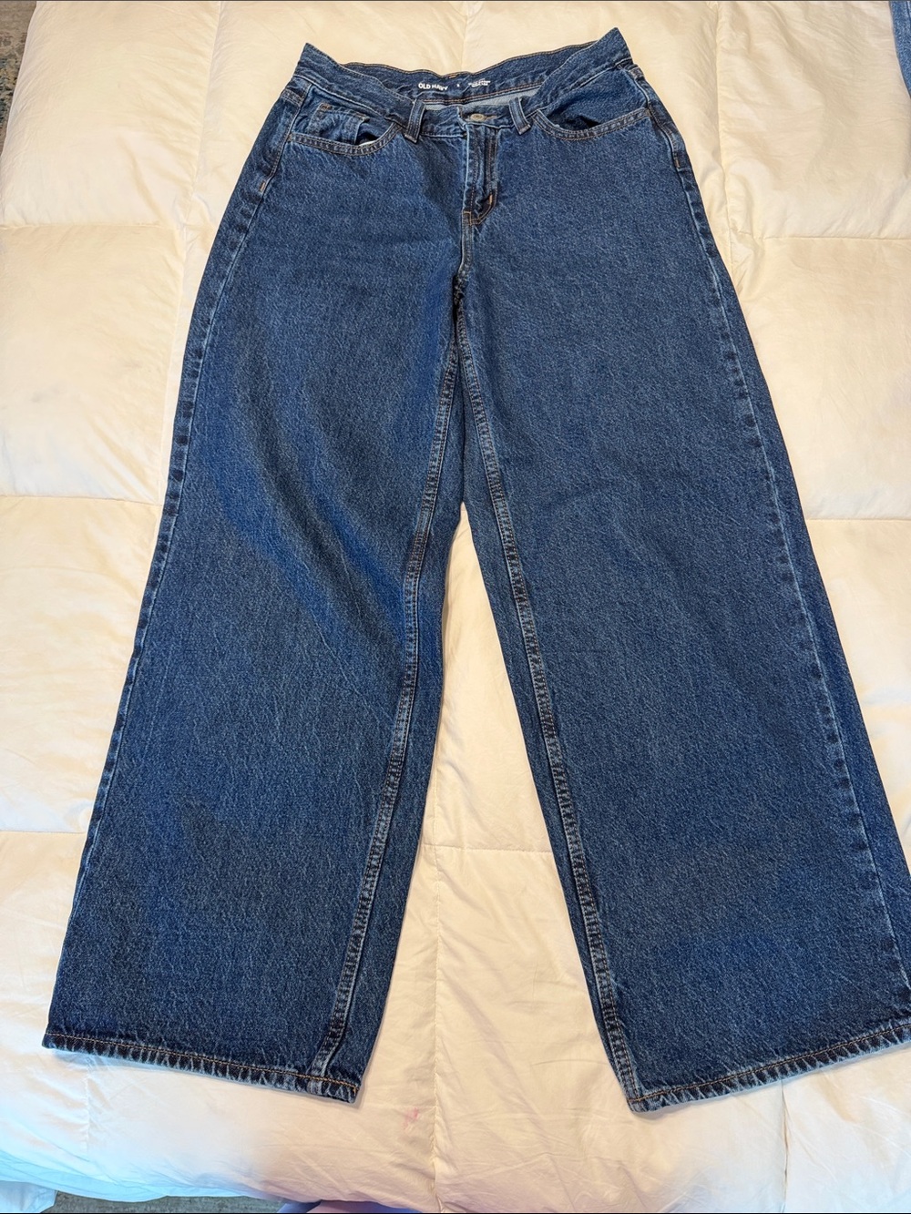Old Navy Wow Baggy Wide-Leg Jeans in Dark Blue Denim